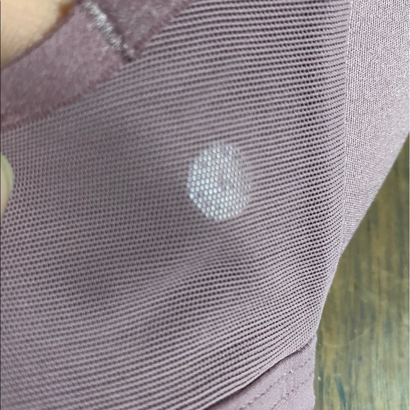 Lululemon Speed Up Bra Figue Size 6 - Picture 7 of 7